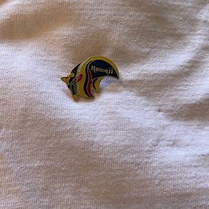 Hawaii fish trading pin